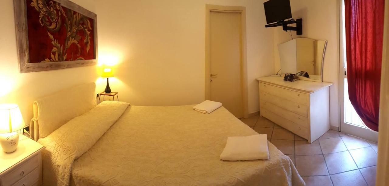 B&B Casa Derosas Golfo Aranci Ngoại thất bức ảnh